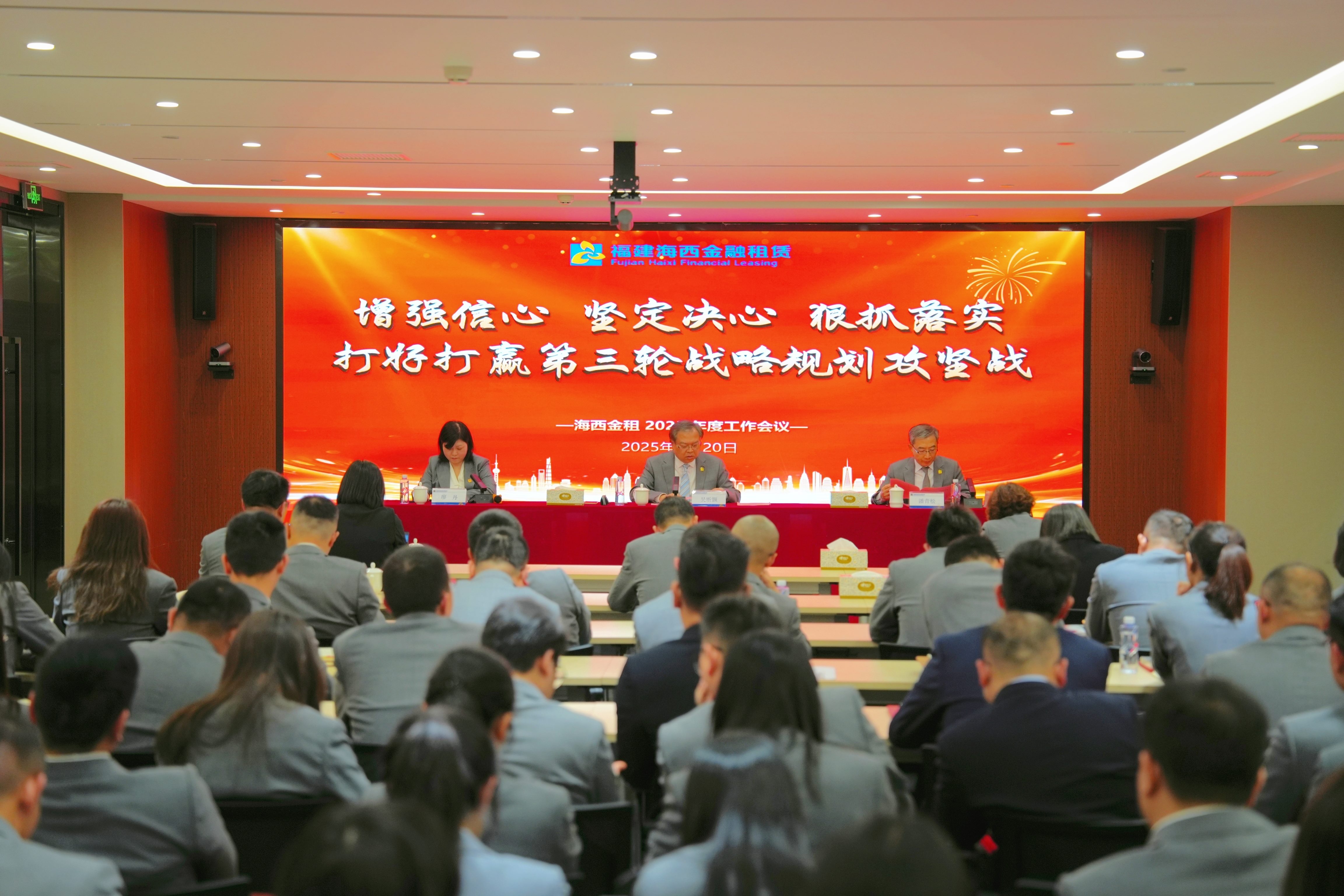 1737594675828260B0qb.jpg d4a5887a9fd8f1cd73b5e07c28c0b8e.jpg